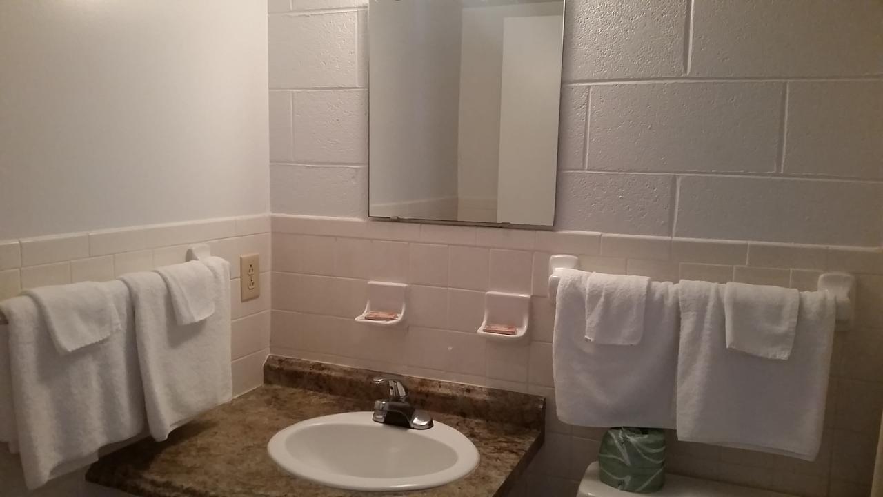 מירטל ביץ' Ocean Edge Motel מראה חיצוני תמונה